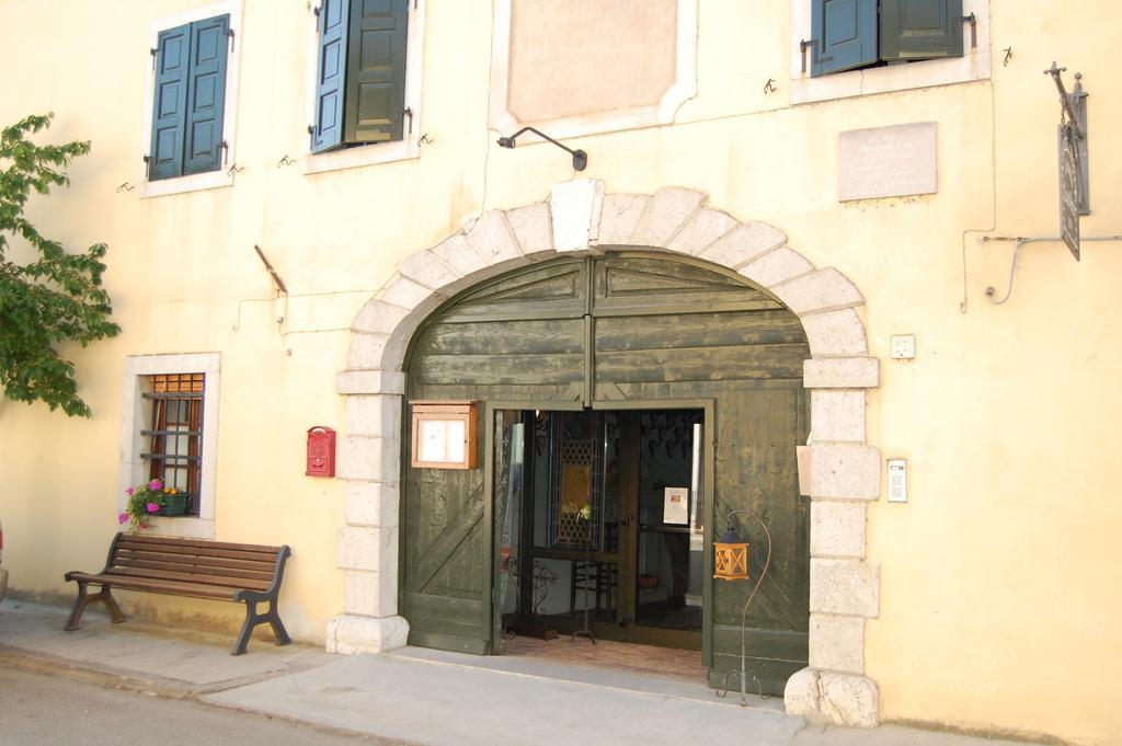 Agriturismo Borgovecchio Romans d'Isonzo Eksteriør bilde